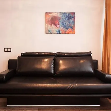 Apartment Studio On Koroloya 4 *